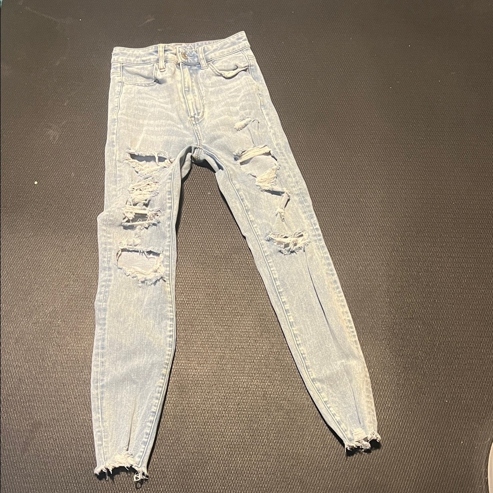 American Eagle Outfitters Light Blue Distressed Skinny Jeans